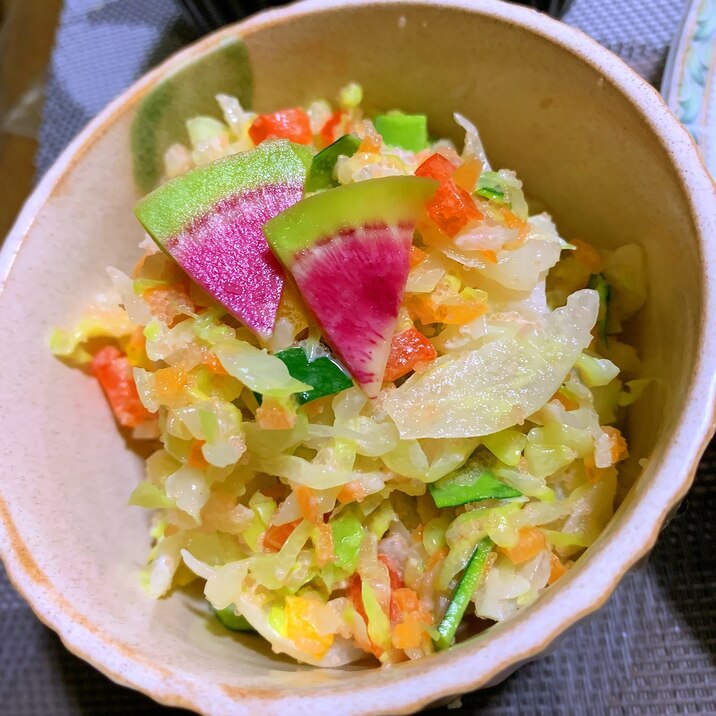 彩り野菜たっぷりの明太子コールスロー